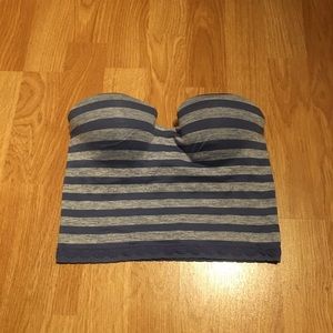 4/$20✨ VS Crop Top